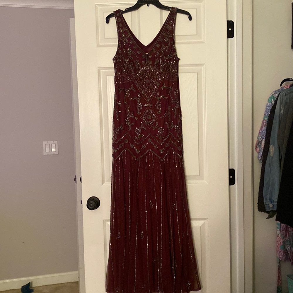 Worn once. David’s bridal size 10 prom dress